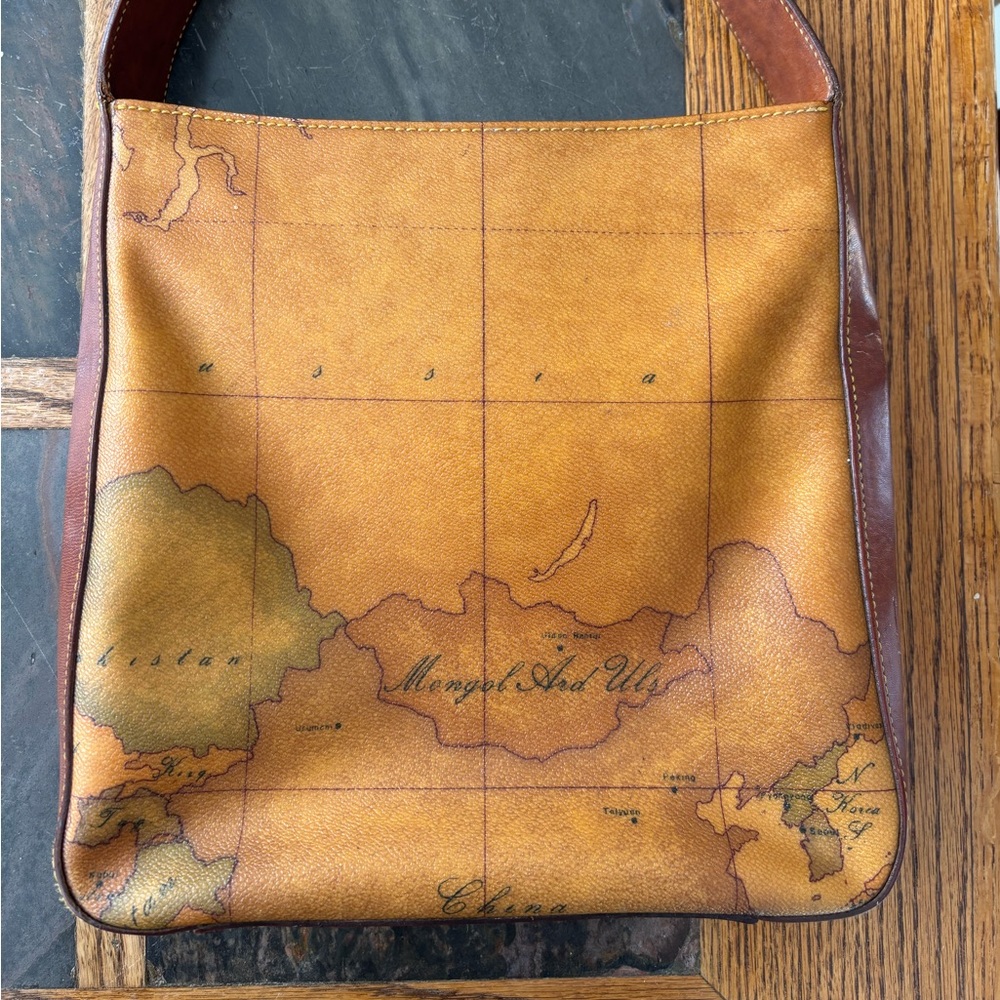 ALVIERO MARTINI 1A LASSE Alviero Martini Handbag Map Pattern FLAWED